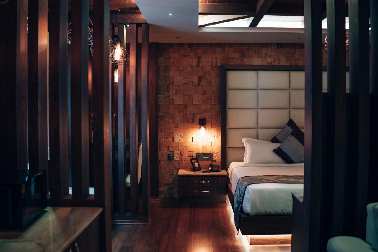 Hotel Retrieve Health & Wellness Kochi Exterior foto